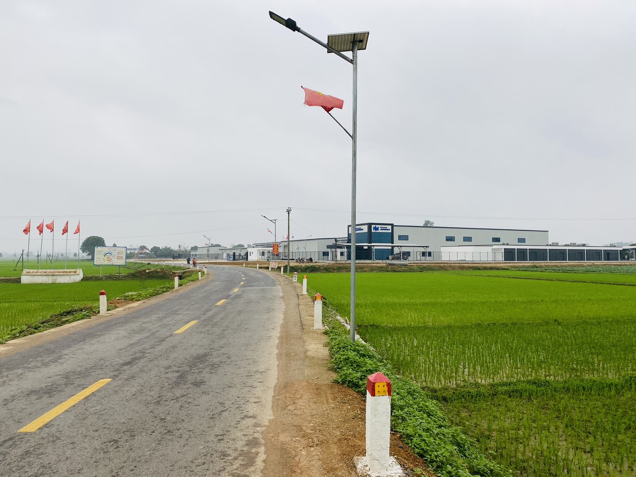 Toàn cảnh nhà máy may công ty Matsuoka- Thanh chương đóng trên địa bàn xã Thanh Liên
